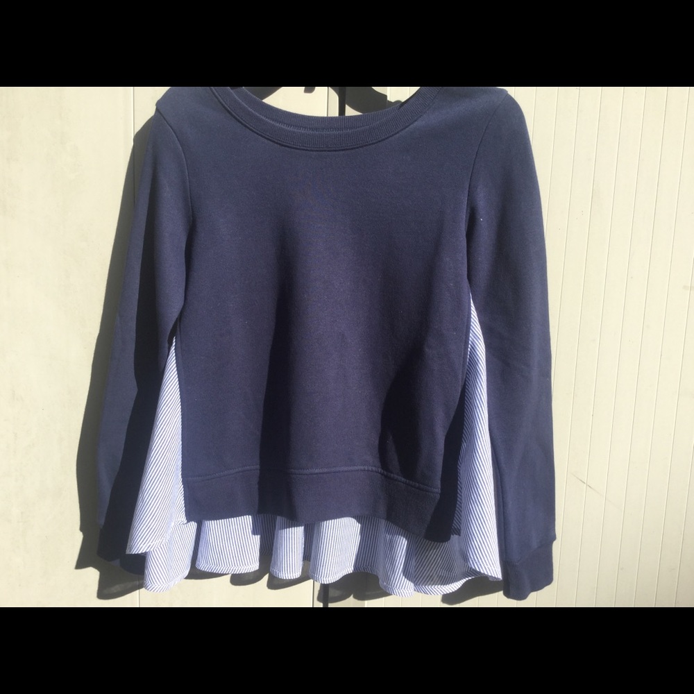 Navy sweatshirt/oxford cloth women’s top.